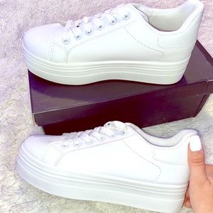 Fashion Nova white platform sneakers!